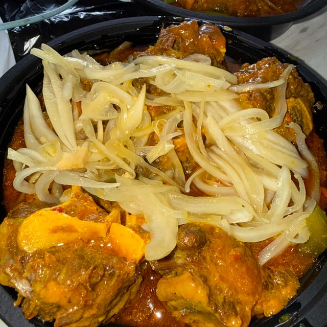Ke Beouf (Oxtail).